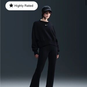 Black Nike crewneck sweatshirt